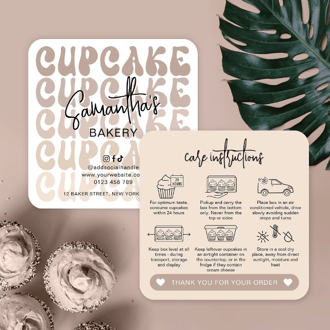 Retro Beige Trendig Logotyp Muffinss Care Instruct Fyrkantigt Visitkort (Modern cupcake care instructions cards in beige & white, featuring retro fonts and care icons)