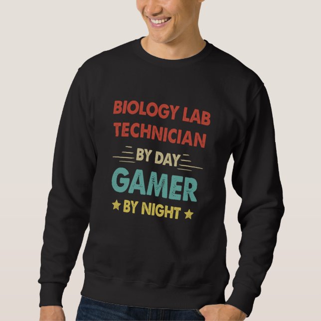 Retro Biology Lab Technician By Day Gamer By Night Lång Ärmad Tröja (Framsida)
