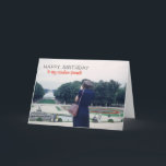 Retro Birthday Dam med Camera Kreativ Friend Kort<br><div class="desc">Ändra meddelandet om du vill på den här retrokvinnan som har ett kameramakort.</div>