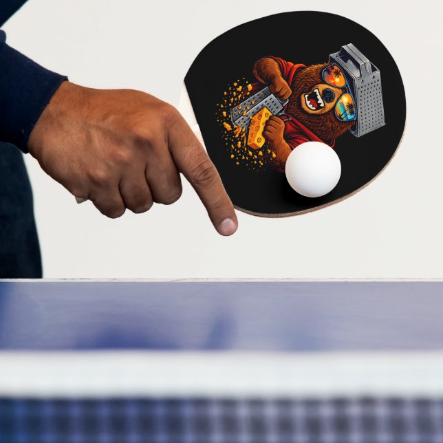 Retro Björn Med Osthyvel Hatt och Solglasögon Pingisracket (Insitu)