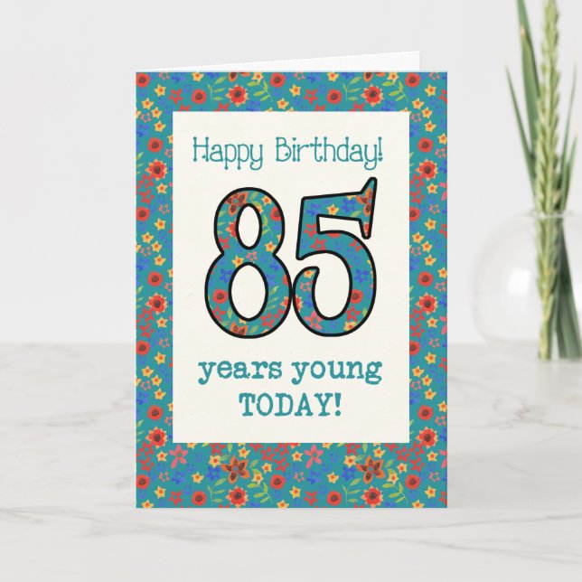 Retro Blommigt Birthday Card 85 Years Young Kort (Framsida)