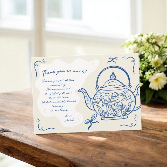 Retro blue bows tekanna baby brinner Babydusch Tack Kort (Retro blue bows teapot baby is brewing Baby shower Thank You Card)