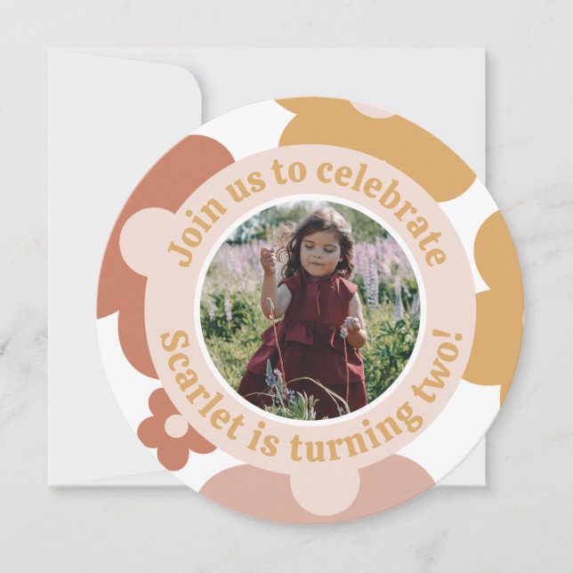Retro Boho Daisy Birthday Girl Round Inbjudningar (Framsida)
