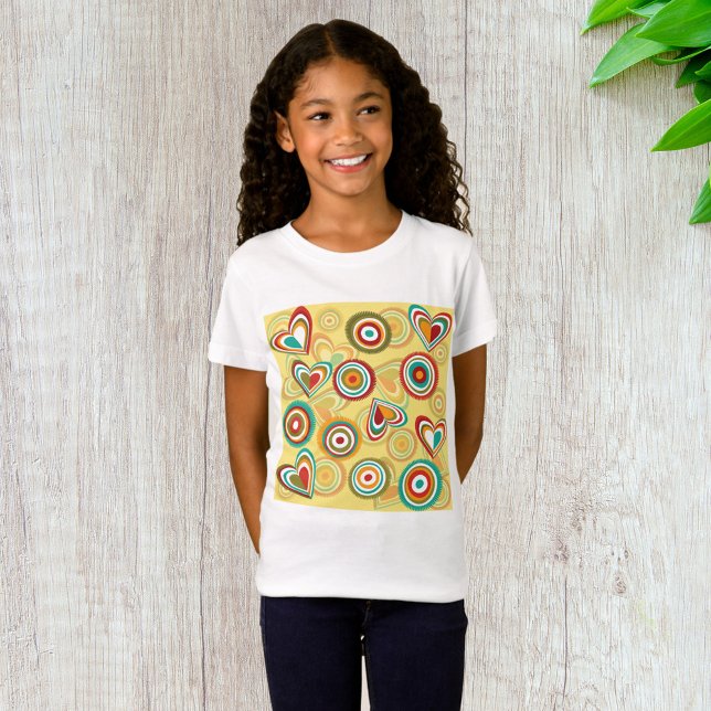 Retro Boho Hearts och Circles 70s Groovy Mönster T Shirt (Skapare uppladdad)