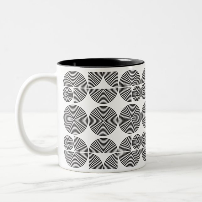 retro boho stil modern svart geometrisk mönster Två-Tonad mugg (Vänster)