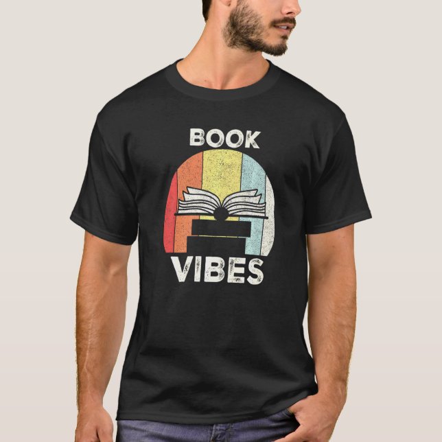Retro Book Vibes Book Reader  Book T Shirt (Framsida)