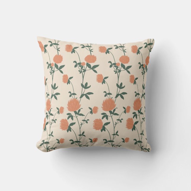 Retro Botanical Meadow Clover | Sunbaked Clay Kudde (Framsida)