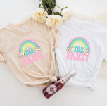 Retro Bride Party Bachelorette, Brudens sida T Shirt<br><div class="desc">Här kommer Bride och hennes party! Den här söta retro-möhippan-bachelorette-skjortan är perfekt för att fira den speciella dagen!</div>