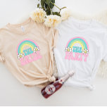 Retro Bride Party Bachelorette, Brudens sida T Shirt<br><div class="desc">Vill du ha ett sött bakhåll som låter folk veta att du är gifta sig eller att du är med bruden? De här vackra bruderna och party-skjortorna är rätt sätt att göra det.</div>