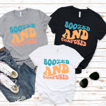 Retro Bridemaid Squad Bachelorette T Shirt<br><div class="desc">Cute Retro-design för brudgummen och alla vänner till bruden. Utformningen har "stötts och förväxlats" och är säker på att den märks vid en bachelorette-händelse. Kan användas till repetitionsmiddag och med din bröllopsfest.</div>
