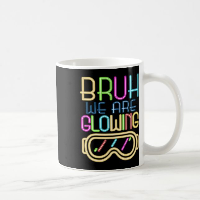 Retro Bruh Vi Lyser I Min Lysande Era Färg Kaffemugg (Höger)