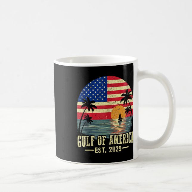 Retro Bukt of USA Est 2025 American Flagga G Kaffemugg (Höger)