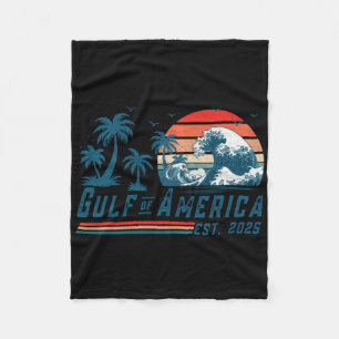 Retro Bukt of USA Est 2025 American Flagga L Fleecefilt