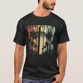 Retro Cali Sommar Vacation Surfing Handflatan Träd T Shirt