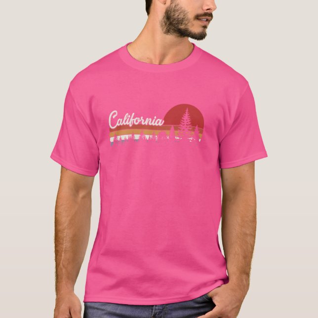 Retro California Forest Wildlife Träd Hiking Natu T Shirt (Framsida)