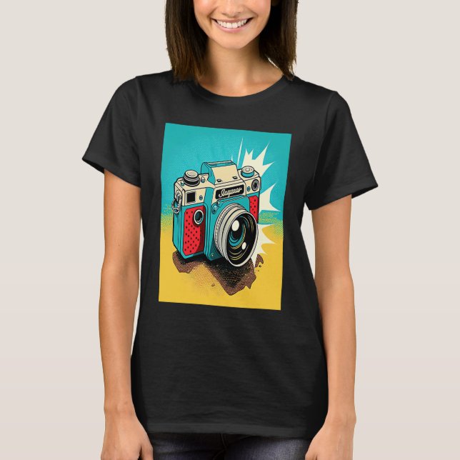 Retro Camera  Pop Style Photographer Mom  2 T Shirt (Framsida)