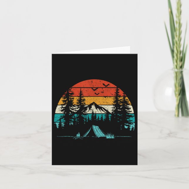 Retro Camping Äventyr Wanderlustväsen utomhus Kort (Framsida)