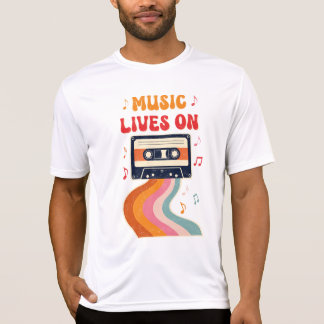 Retro Cassette-bandsändning - Musik lever på Vinta T Shirt