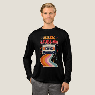 Retro Cassette-bandsändning - Musik lever på Vinta T Shirt