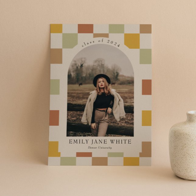 Retro Checkated Arch Timless Photo Studenten Inbjudningar (Skapare uppladdad)