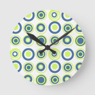 Retro Circles Lime Pea Grönt Teal on White Rund Klocka