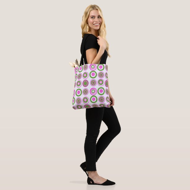 Retro Circles Magenta Rosa Grönt på vit  Tygkasse (På modell)