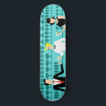 Retro Cocktail Lounge Skateboard<br><div class="desc">Varje timme är lycklig timme med den här Retro Cocktail Lounge Skateboard. Den moderna designen i mitten av århundradet har en levande karaktär, 1960-talet stil, minimalistisk, tecknad teckning i en klassad, cocktail pub. Mot bakgrund av en vattenvägg kan vi se rader med dricksglas. Vi kan åtminstone se tealsilhuetterna av dricksglas....</div>