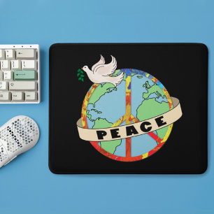 Retro Colorful Hand plockade World Peace with Dove Musmatta
