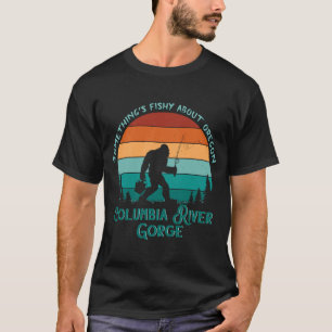 Retro Columbia River Gorge Oregon Sasquatch Fishin T Shirt
