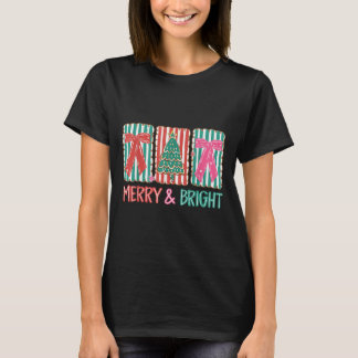 Retro Coquette Bow Merry and Bright Julgran T Shirt