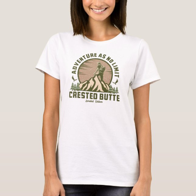 Retro Crestate Butte Hike Sunset T-Shirt (Framsida)