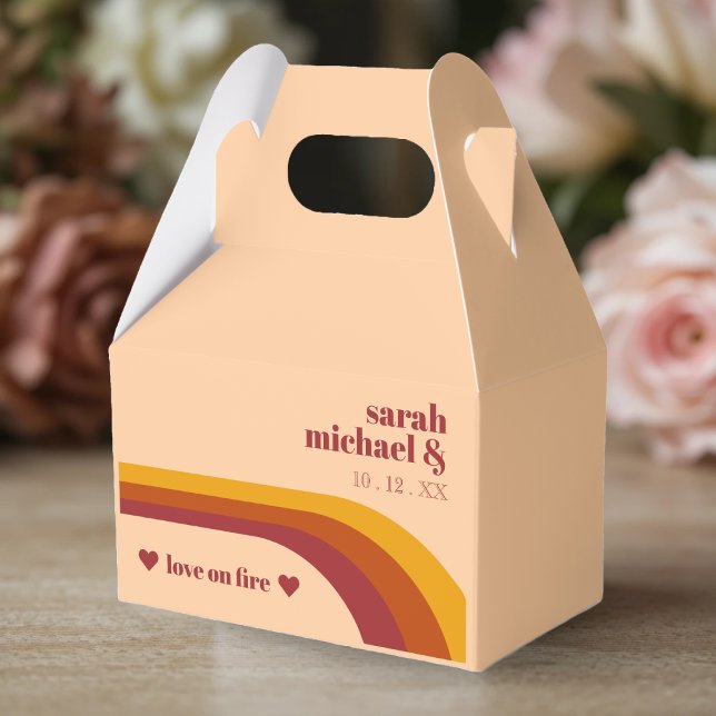 Retro Curved Arch Rand Kärlek vid Bröllop vid bran Presentaskar (Retro Curved Arch Stripe Love on Fire Wedding Favor Boxes
)
