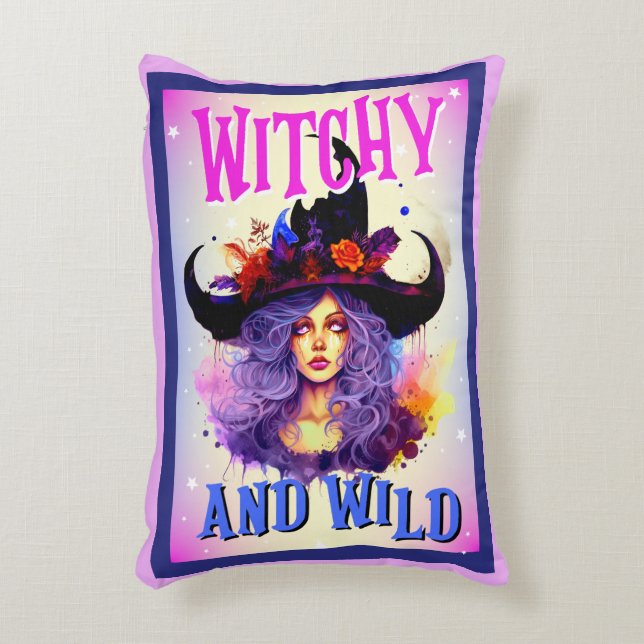 Retro Cute Lila Witchy Halloween Prydnadskudde (Framsidan(Vertikal))