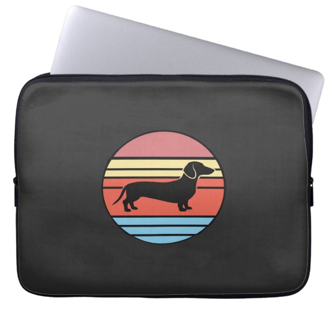 Retro Dachshund Solnedgång Vektor Laptop Fodral (Framsidan)
