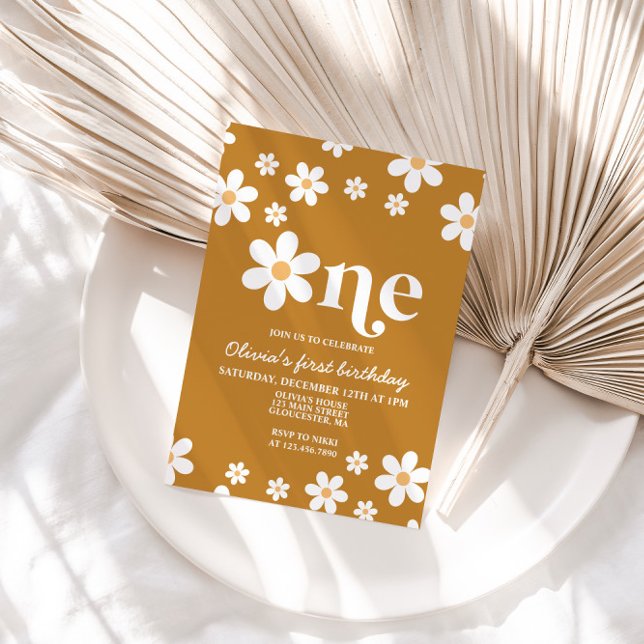 Retro Daisy En Blommigt 1:a födelsedagsinbjudan Inbjudningar (Skapare uppladdad)