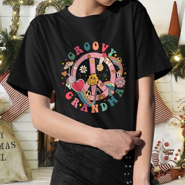 Retro Daisy Groovy Grandma, Grandma Gift T-Shirt (Skapare uppladdad)