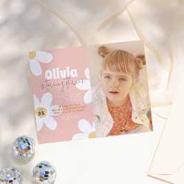 Retro Daisy Groovy Photo Birthday-budgetvykort Inbjudan Vykort