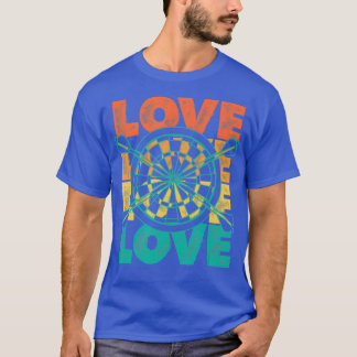 Retro Dart Player Kärlek Ord tema Grafikdesign T Shirt
