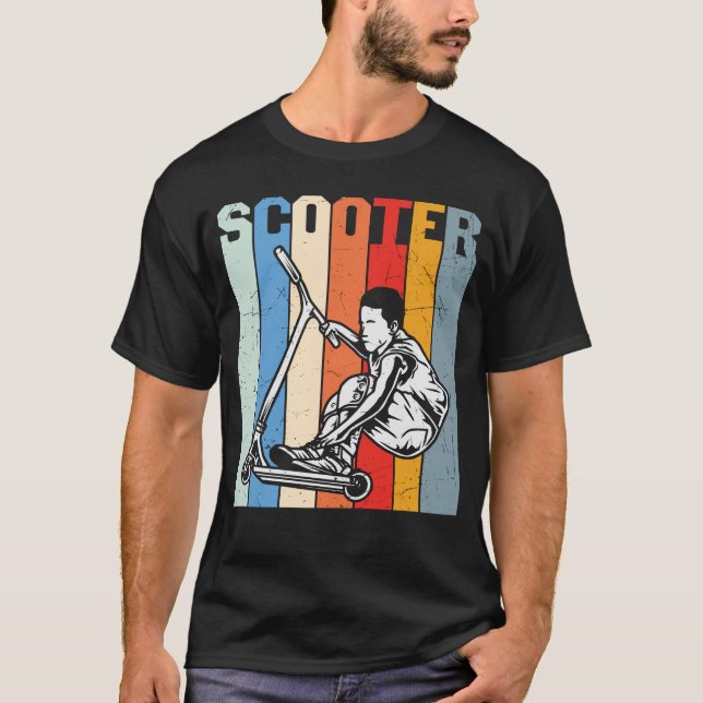 Retro-design för stunt Scooter Scootering T Shirt (Framsida)