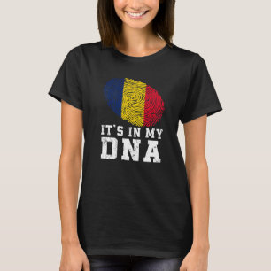 Retro Det är i min DNA-Flagga Patriotic T Shirt