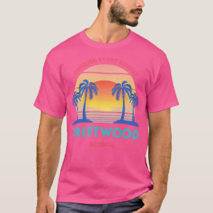 Retro Driftwood Beach Cherish Varje Sunset T Shirt