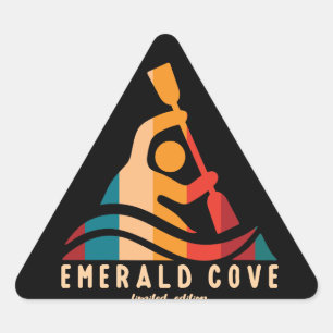Retro Emerald Cove Kayaking Triangelformat Klistermärke