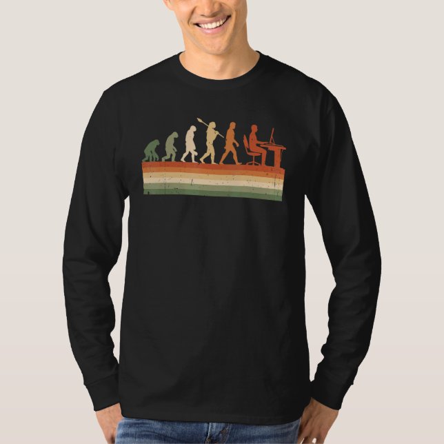 Retro Evolution av människa dataprogrammerare nörd T Shirt (Framsida)