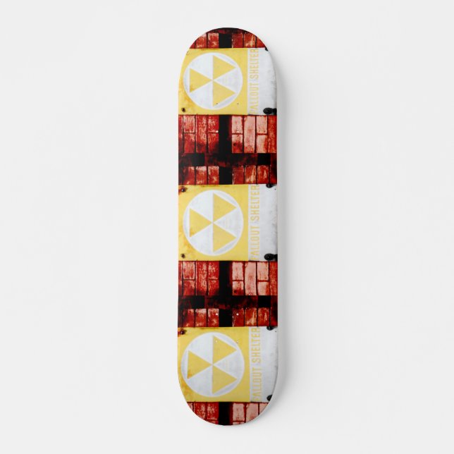 Retro Fallout Shelter Urban Grunge Skateboard (Framsida)