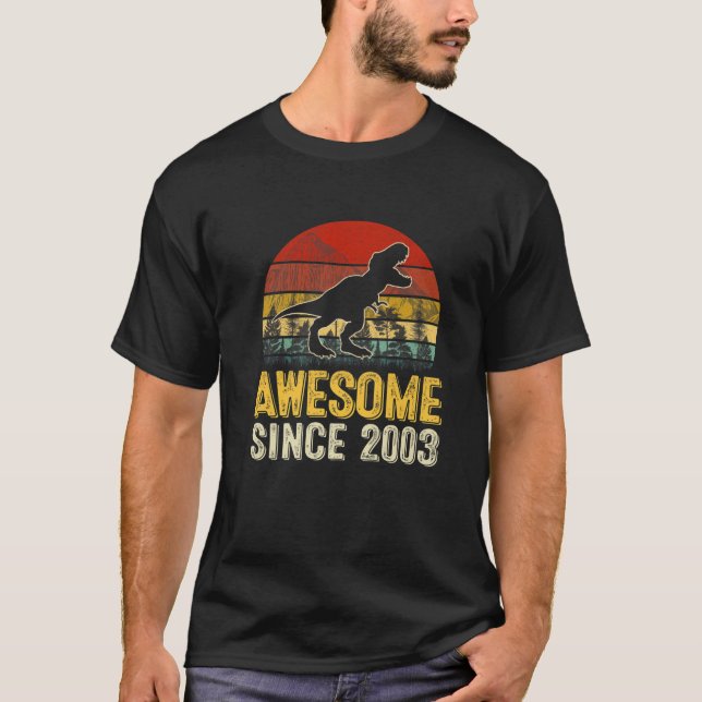 Retro Fantastisk sedan 2003 Dinosaur Boy T Rex 19  T Shirt (Framsida)