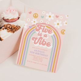 Retro Fem är en Vibe Rainbow 5:e födelsedagen Inbjudningar