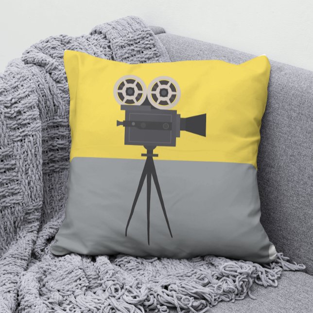 Retro filmkamera färgblock kudde (Skapare uppladdad)