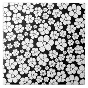 Retro Flower Mönster in White on Black Kakelplatta