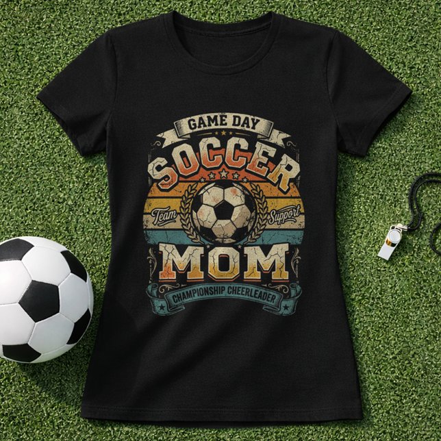 Retro fotbollsmamma spel dag märke t shirt (Skapare uppladdad)