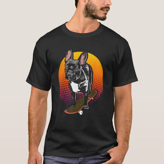 Retro French Bulldog Skateboarder Frenchie Owner T Shirt (Framsida)